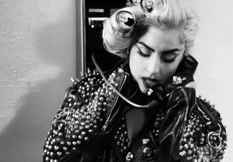 Lady Gaga - Telephone