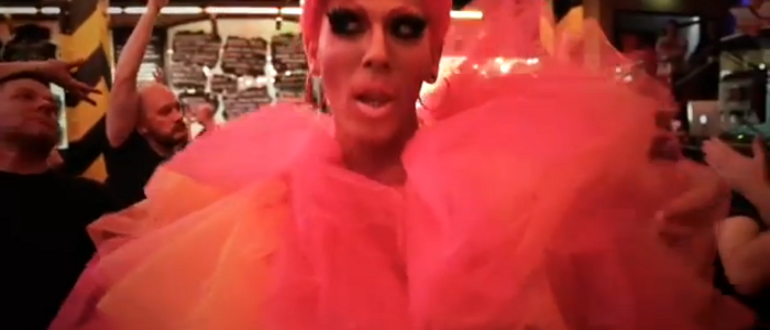 Let's Have a Kiki - Sydney Gay and Lesbian Mardi Gras