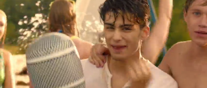 One Direction - Live While We're Young