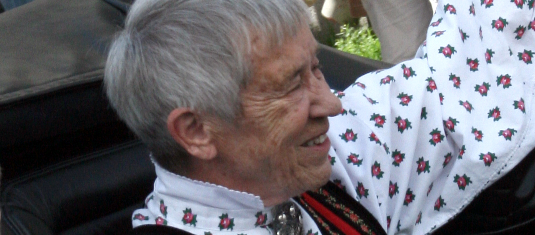 Wenche Lowzow