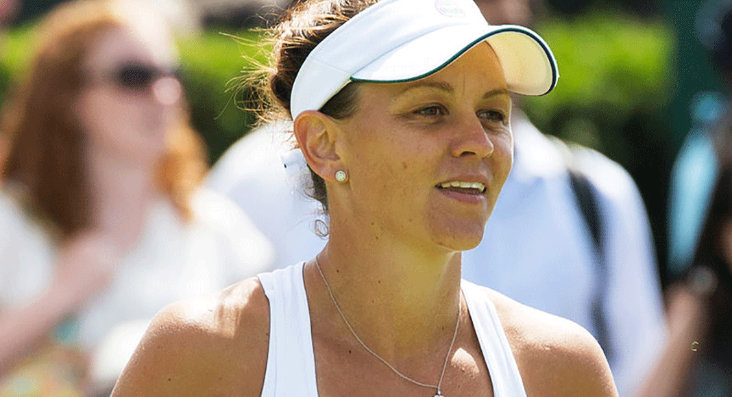 Casey Dellacqua