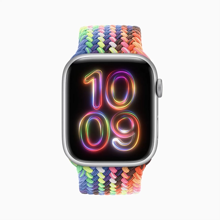 Apple-Pride-Collection-Apple-Watch-Pride-Edition-Braided-Solo-Loop 